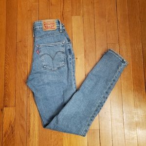 Levi's 721 High Rise Skinny Jeans